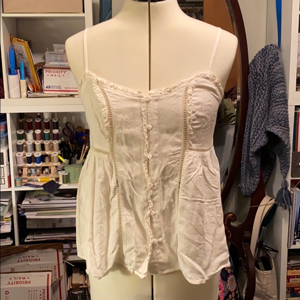 White tank
